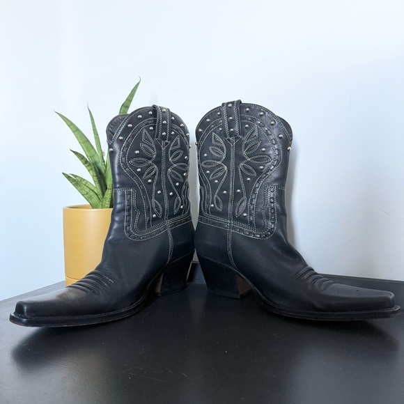 Cole Haan black leather studded western cowboy boots - size 7.5 - Picture 4 of 6